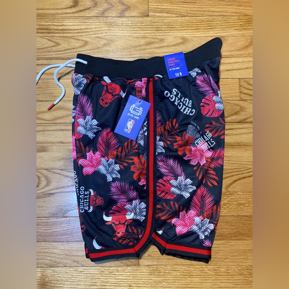 Ultra Game NBA Chicago Bulls Basketball Shorts Black Floral Print Men’s Sz  New